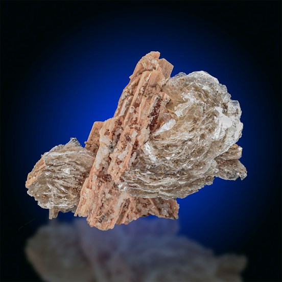 Polylithionite-Poudrette Quarry | Mont Saint Hilaire | Montérégie | Québec | Canada